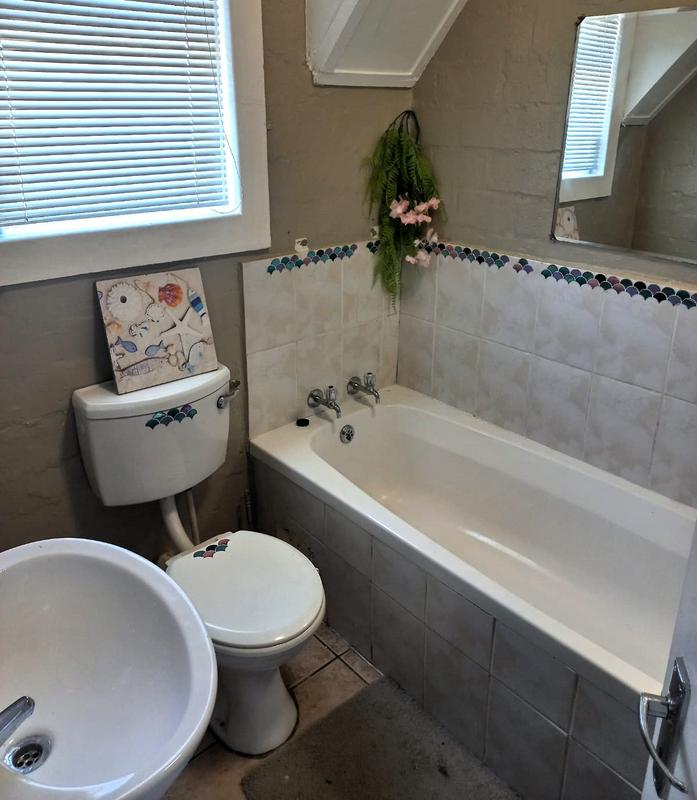 4 Bedroom Property for Sale in Guldenland Western Cape